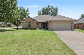 200 Taos, Edmond, OK 73013