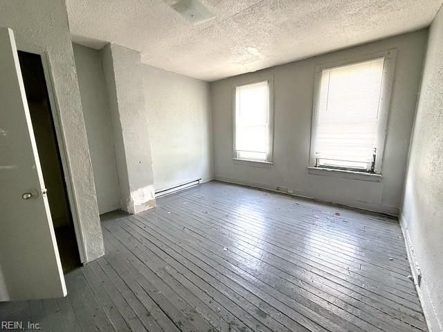 1900 Charleston AVE, Portsmouth, VA 23704
