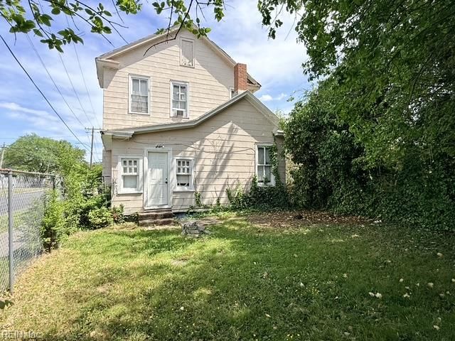 1900 Charleston AVE, Portsmouth, VA 23704