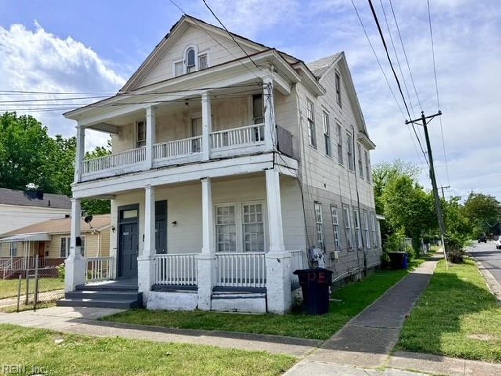 1900 Charleston AVE, Portsmouth, VA 23704