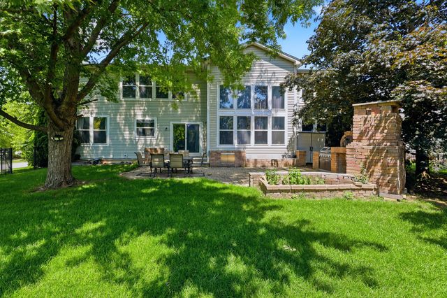 518 Wildflower Way, Streamwood, IL 60107