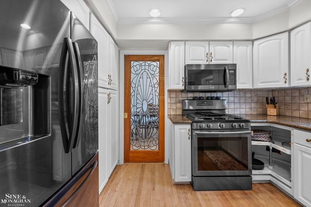 23209 Robert John Street, Saint Clair Shores, MI 48080