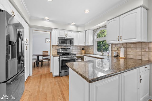 23209 Robert John Street, Saint Clair Shores, MI 48080