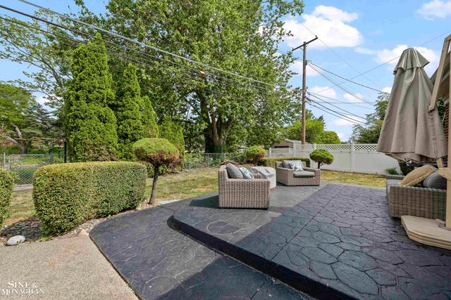23209 Robert John Street, Saint Clair Shores, MI 48080