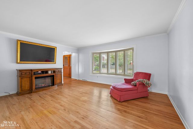 23209 Robert John Street, Saint Clair Shores, MI 48080