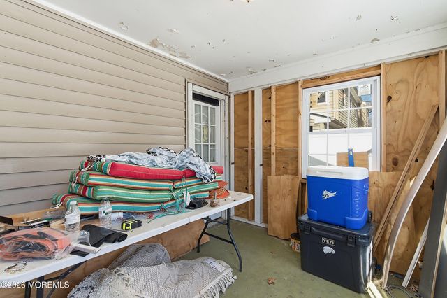 70 Oak Ridge Parkway, Toms River, NJ 08755