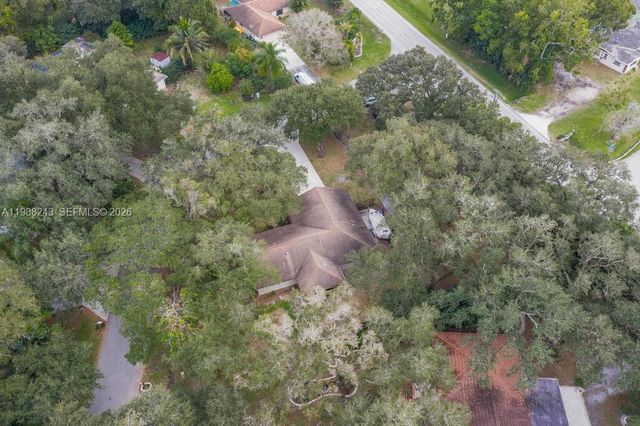1625 Sunkist Way, Fort Myers, FL 33905