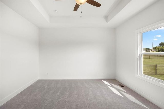 18625 Reinhardt Street, Overland Park, KS 66085