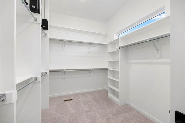 18625 Reinhardt Street, Overland Park, KS 66085