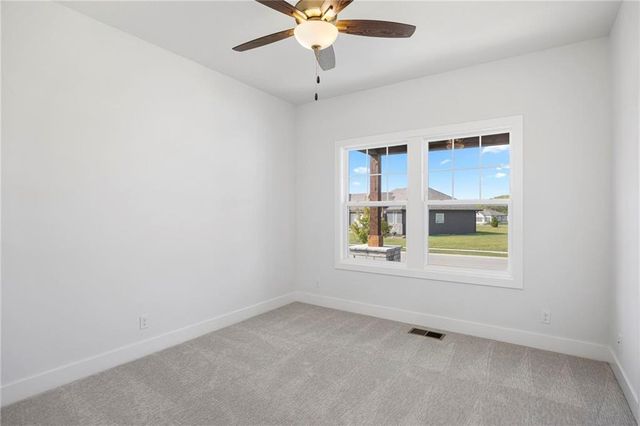 18625 Reinhardt Street, Overland Park, KS 66085