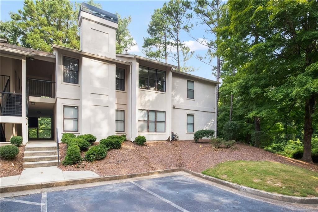 1312 Old Hammond Chase, Atlanta, GA 30350