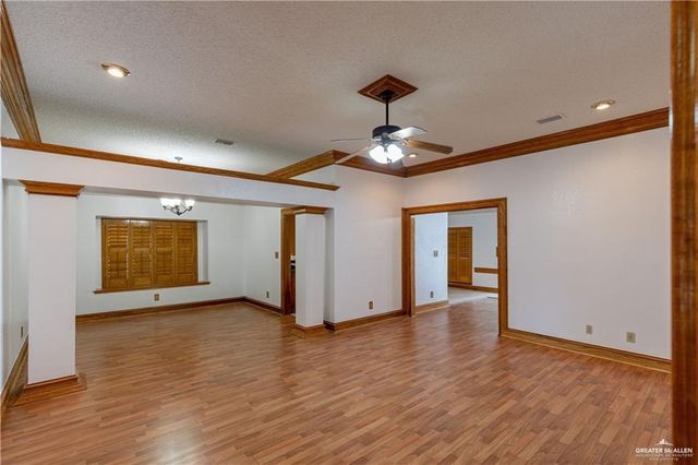 7604 N 21st Street, Mcallen, TX 78504