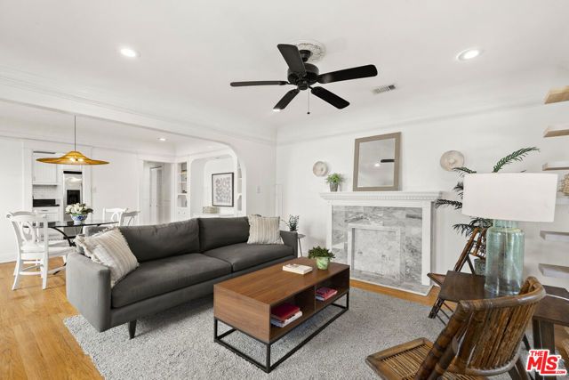 1018 Havenhurst Drive, West Hollywood, CA 90046