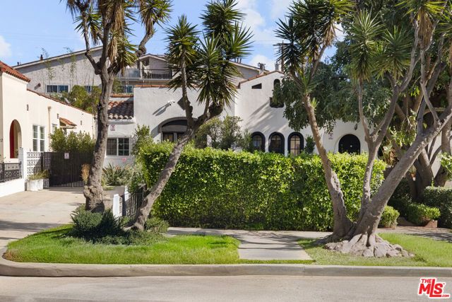 1018 Havenhurst Drive, West Hollywood, CA 90046