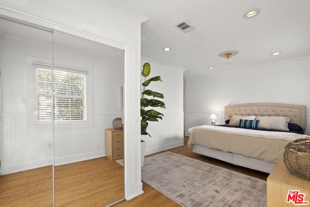 1018 Havenhurst Drive, West Hollywood, CA 90046