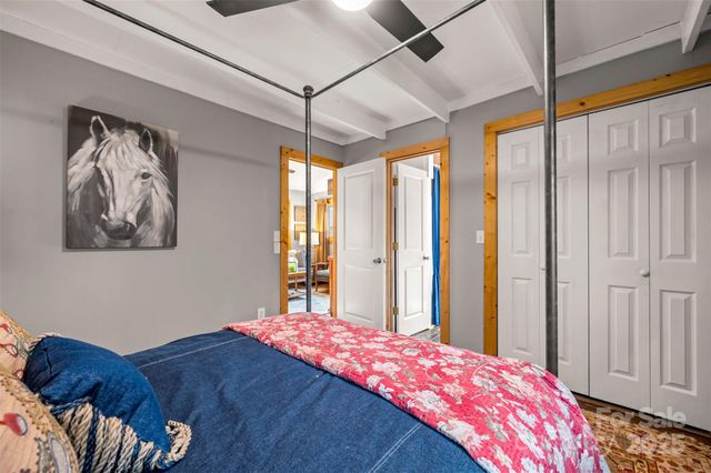 1905 Mcentire Road, Tryon, NC 28782