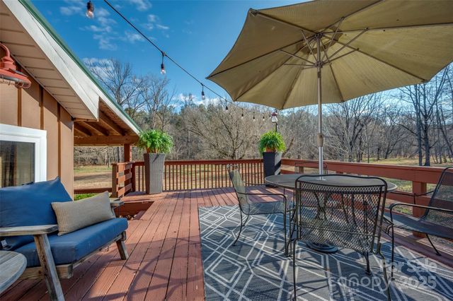 1905 Mcentire Road, Tryon, NC 28782