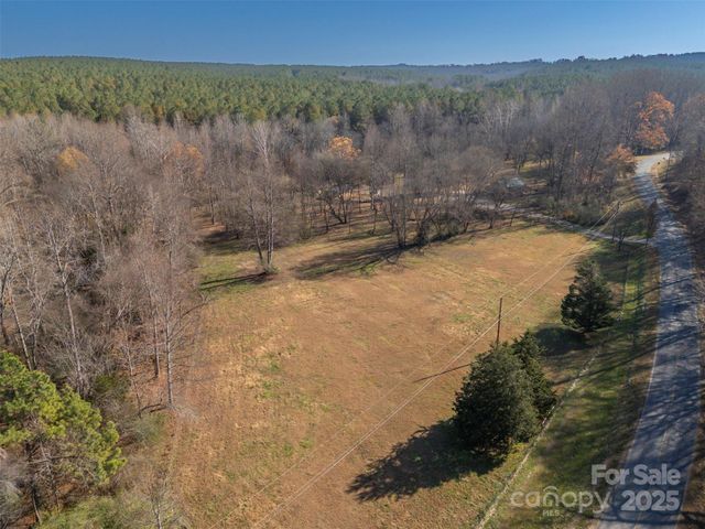 1905 Mcentire Road, Tryon, NC 28782