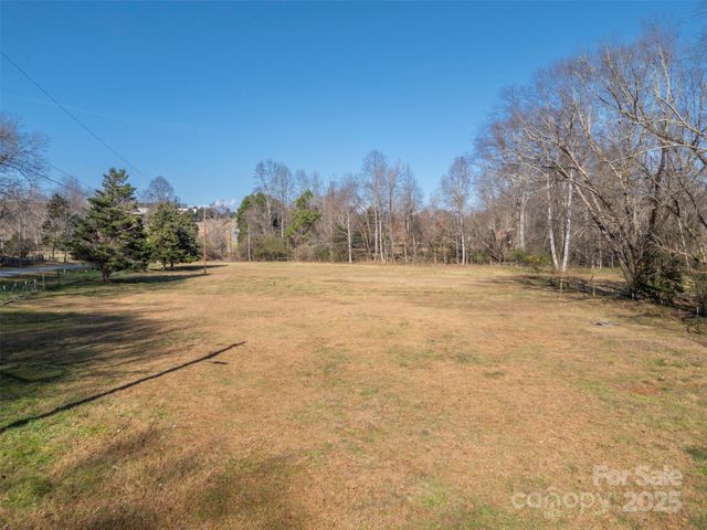 1905 Mcentire Road, Tryon, NC 28782