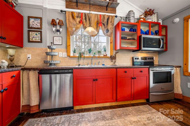 1905 Mcentire Road, Tryon, NC 28782