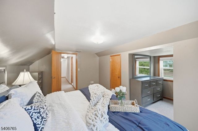 198 W Northfield Rd, Livingston Twp., NJ 07039