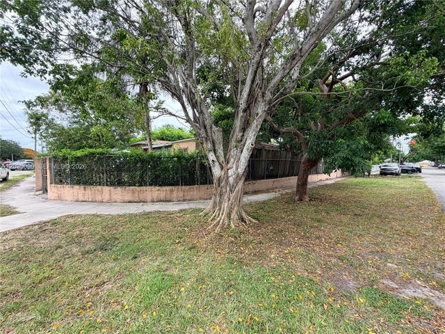 1068 NW 34th Street, Miami, FL 33127