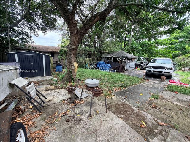 1068 NW 34th Street, Miami, FL 33127