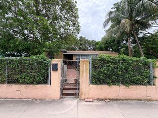 1068 NW 34th Street, Miami, FL 33127