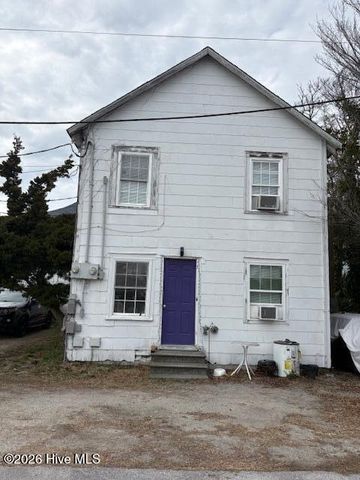106 N 9th Street, Morehead City, NC 28557