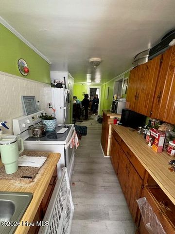 106 N 9th Street, Morehead City, NC 28557