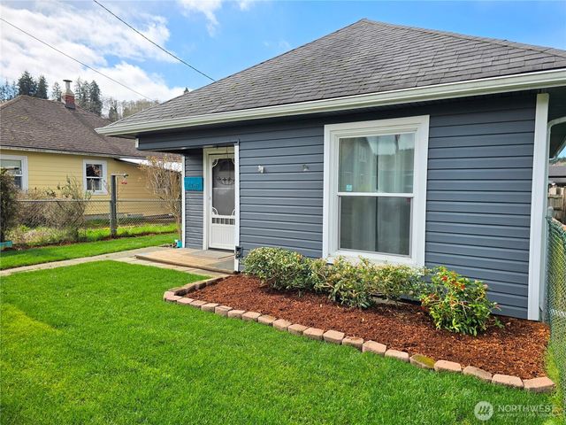 1407 Laurel Street, Hoquiam, WA 98550