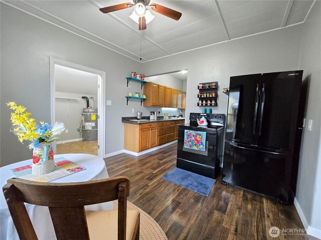 1407 Laurel Street, Hoquiam, WA 98550