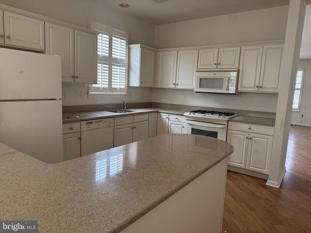 9 IRIS, Tuckerton, NJ 08087