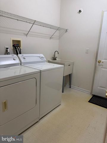 9 IRIS, Tuckerton, NJ 08087