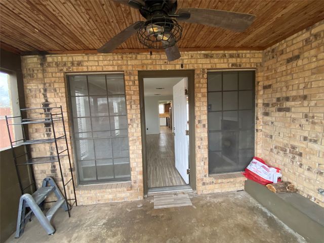 7419 Lemonwood Lane, Fort Worth, TX 76133