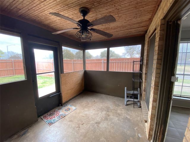 7419 Lemonwood Lane, Fort Worth, TX 76133