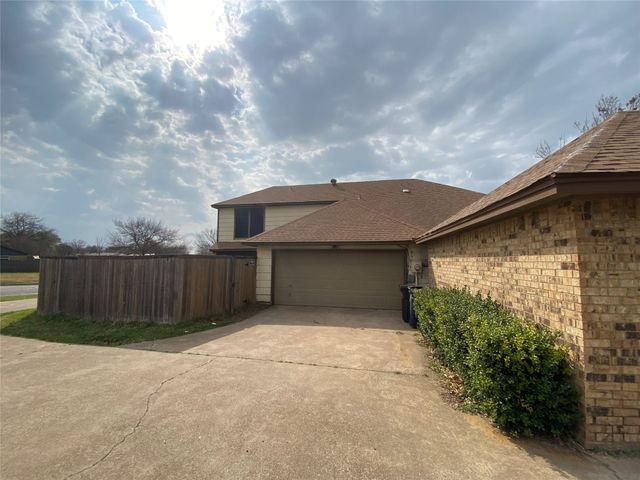 7419 Lemonwood Lane, Fort Worth, TX 76133