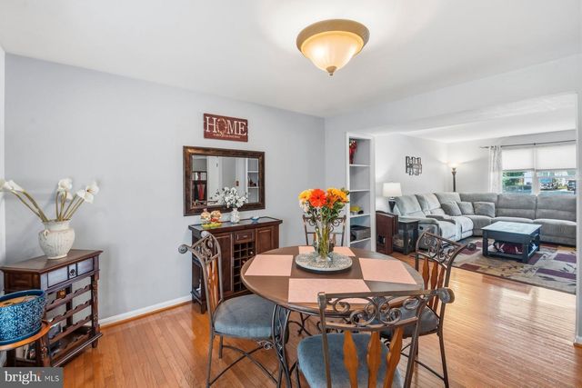 7854 CENTERGATE CT, Pasadena, MD 21122