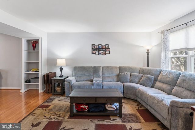 7854 CENTERGATE CT, Pasadena, MD 21122
