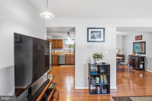 7854 CENTERGATE CT, Pasadena, MD 21122