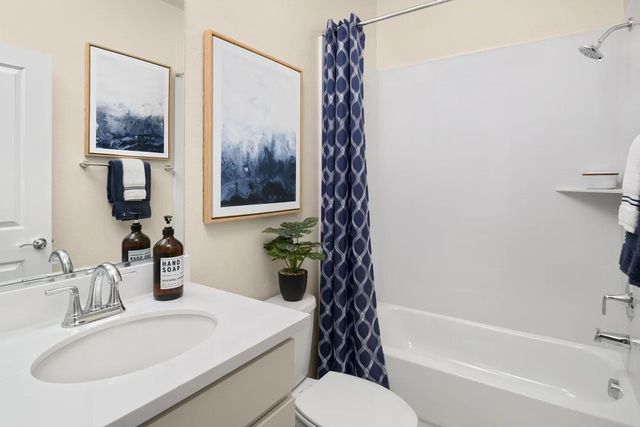 1781 Lockwood Dr, Plumas Lake, CA 95961