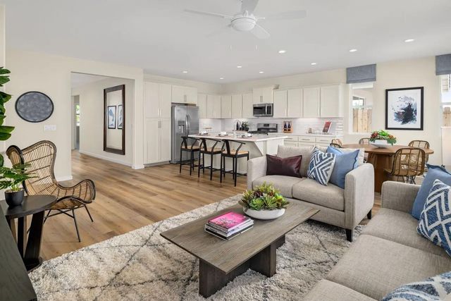 1781 Lockwood Dr, Plumas Lake, CA 95961