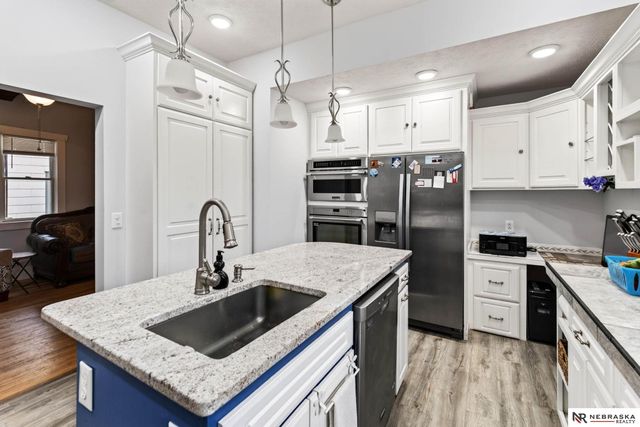 3919 S 36th Street, Omaha, NE 68107