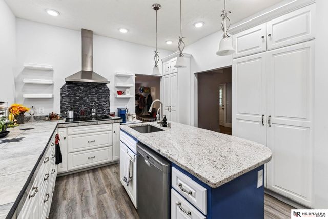 3919 S 36th Street, Omaha, NE 68107