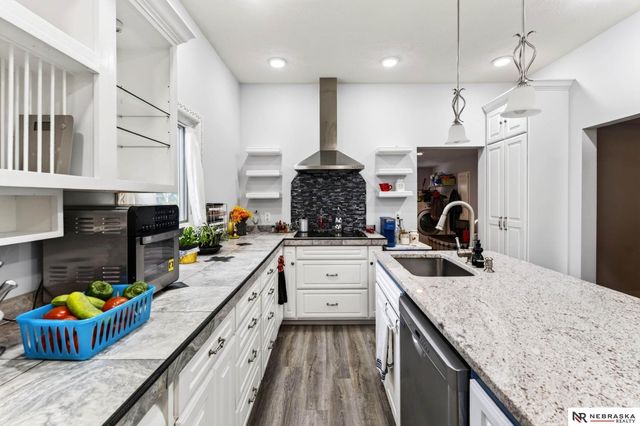 3919 S 36th Street, Omaha, NE 68107
