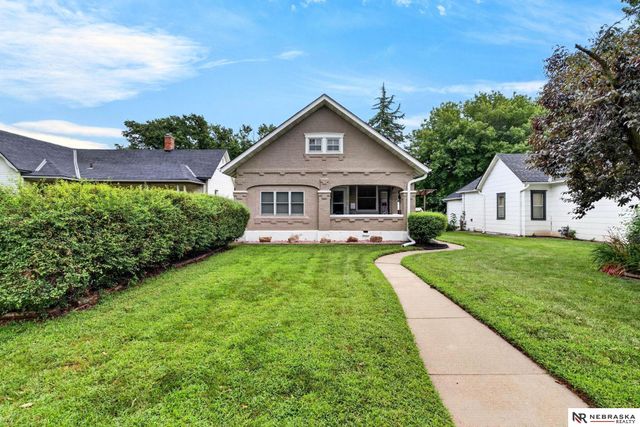 3919 S 36th Street, Omaha, NE 68107