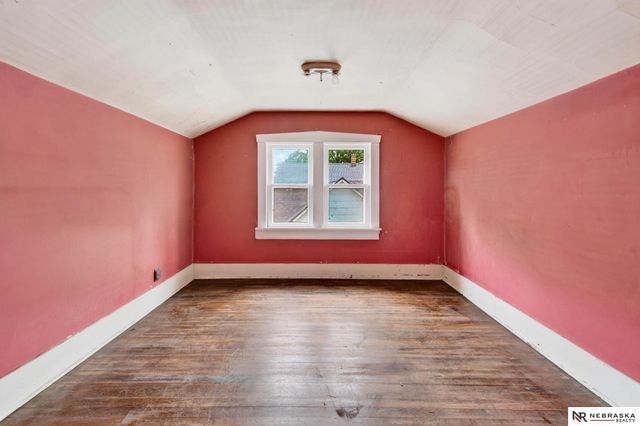 3919 S 36th Street, Omaha, NE 68107