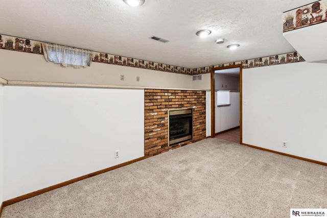 3919 S 36th Street, Omaha, NE 68107