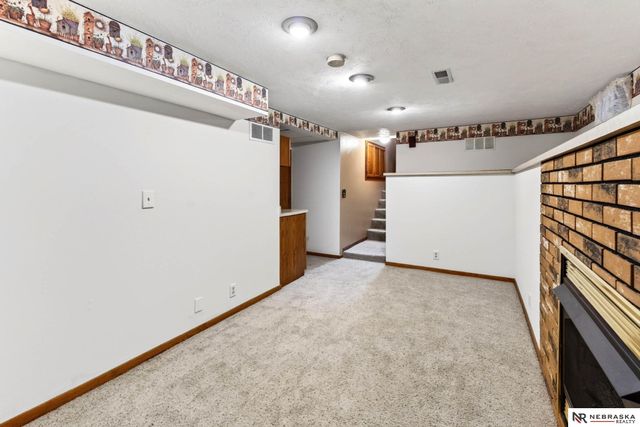 3919 S 36th Street, Omaha, NE 68107