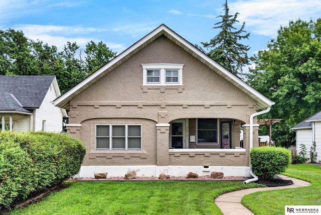 3919 S 36th Street, Omaha, NE 68107